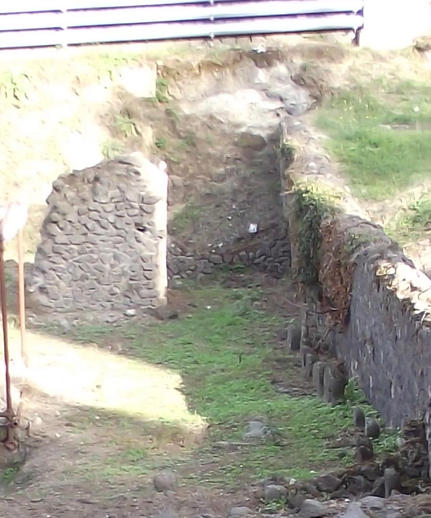 FPSH Pompeii. August 2011. Looking east across the back of FPSGa to wall of FPSH.
Photo courtesy of Peter Gurney.
