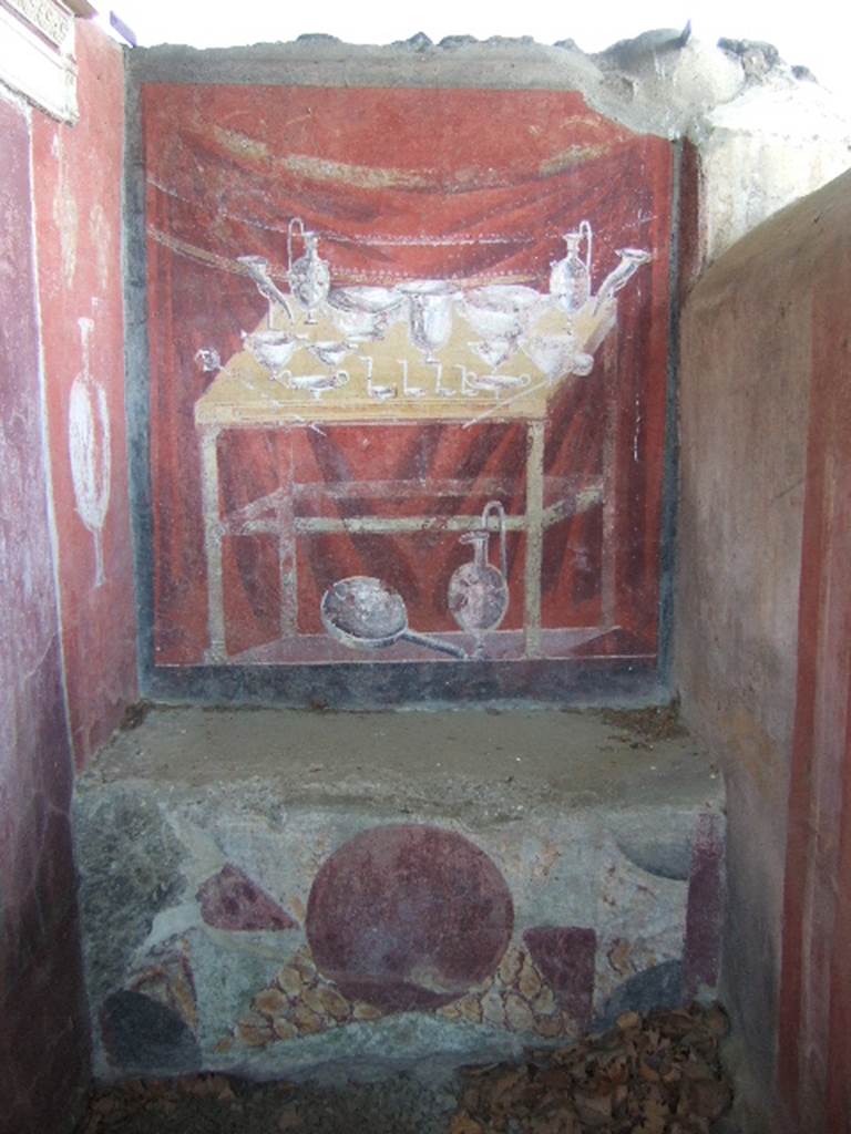 VGJ Pompeii. May 2006. Inner side of north wall of tomb.