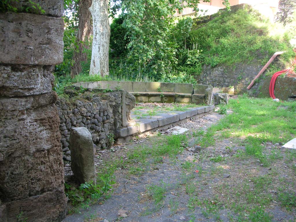 SGH Pompeii. May 2010. Looking from the Stabian Gate past the Schola tomb of M. Tullio to tomb SGF Schola Tomb of Marcus Alleius Minius.
Photo courtesy of Ivo van der Graaff.