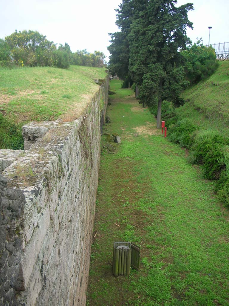 Tower XI, Pompeii. May 2010.
Looking west from Tower along north exterior city wall. Photo courtesy of Ivo van der Graaff.