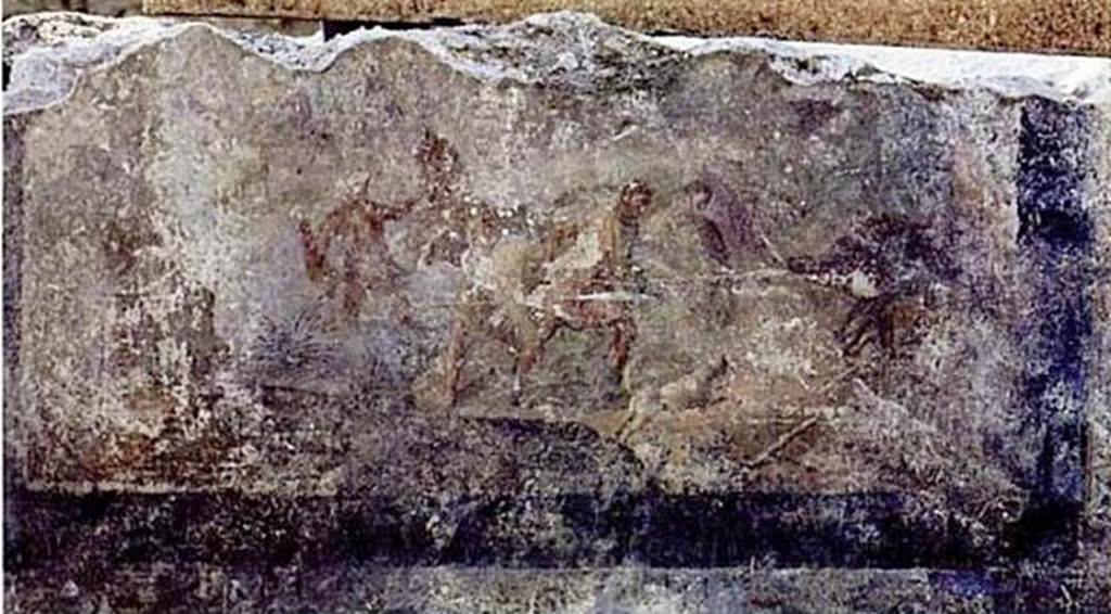 Gragnano. Rustic villa by the Strada Statale 145 Sorrentina. Triclinium, centre of south wall. Fresco of a boar hunt with four hunters.
Stabia Antiquarium inventory number 66656.