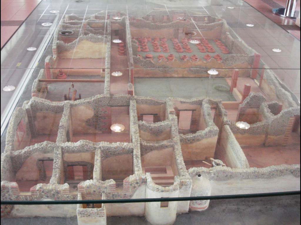 Villa della Pisanella, Boscoreale. May 2018. Rooms at west end on villa. Model of villa in Boscoreale Antiquarium.