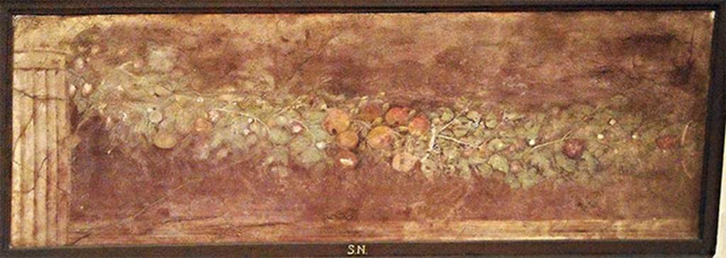 Villa of P Fannius Synistor at Boscoreale. Peristyle E, south end of west wall. Fruit and leaf garland painting with Corinthian column. Now in Naples Archaeological Museum. Inventory number s.n. 2.