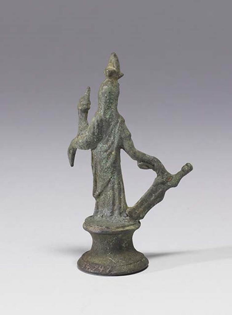 Boscoreale, Villa rustica in fondo D’Acunzo. Room 12, lararium.
Bronze statuette of Isis-Fortuna, rear view.
Photo courtesy of The Walters Art Museum, Baltimore. Inventory number 54.747.
http://thewalters.org/
Creative Commons Attribution-ShareAlike 3.0 Unported Licence