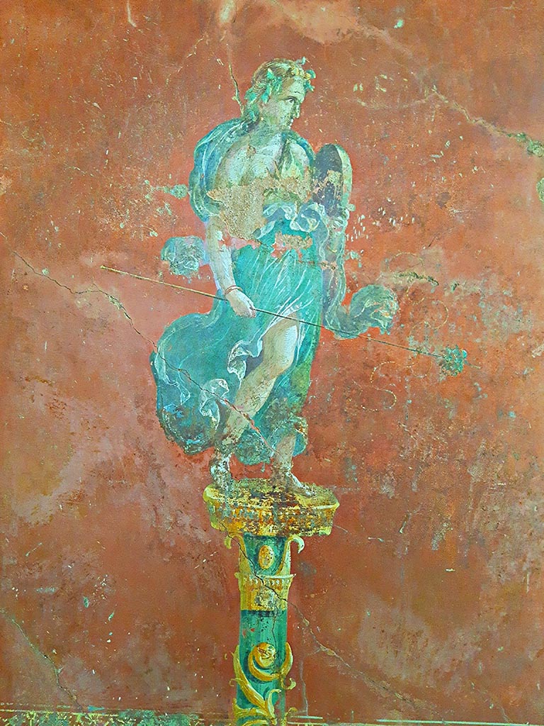Complesso dei triclini in località Moregine a Pompei. September 2024. Triclinium C, east wall.
Figure dressed in green, possibly Polyhymnia the muse of hymns and sacred poetry, or perhaps a maenad with bacchic attributes.
Photo courtesy of Giuseppe Ciaramella.
