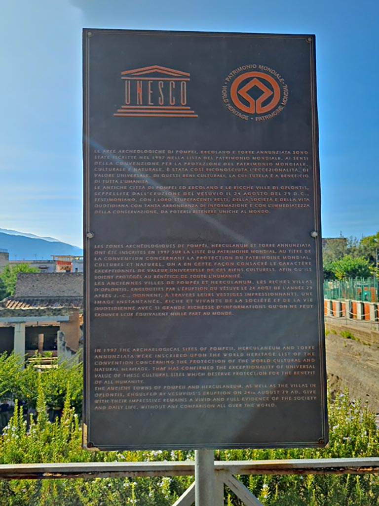 Oplontis Villa of Poppea, October 2023. UNESCO notice-board. Photo courtesy of Giuseppe Ciaramella.