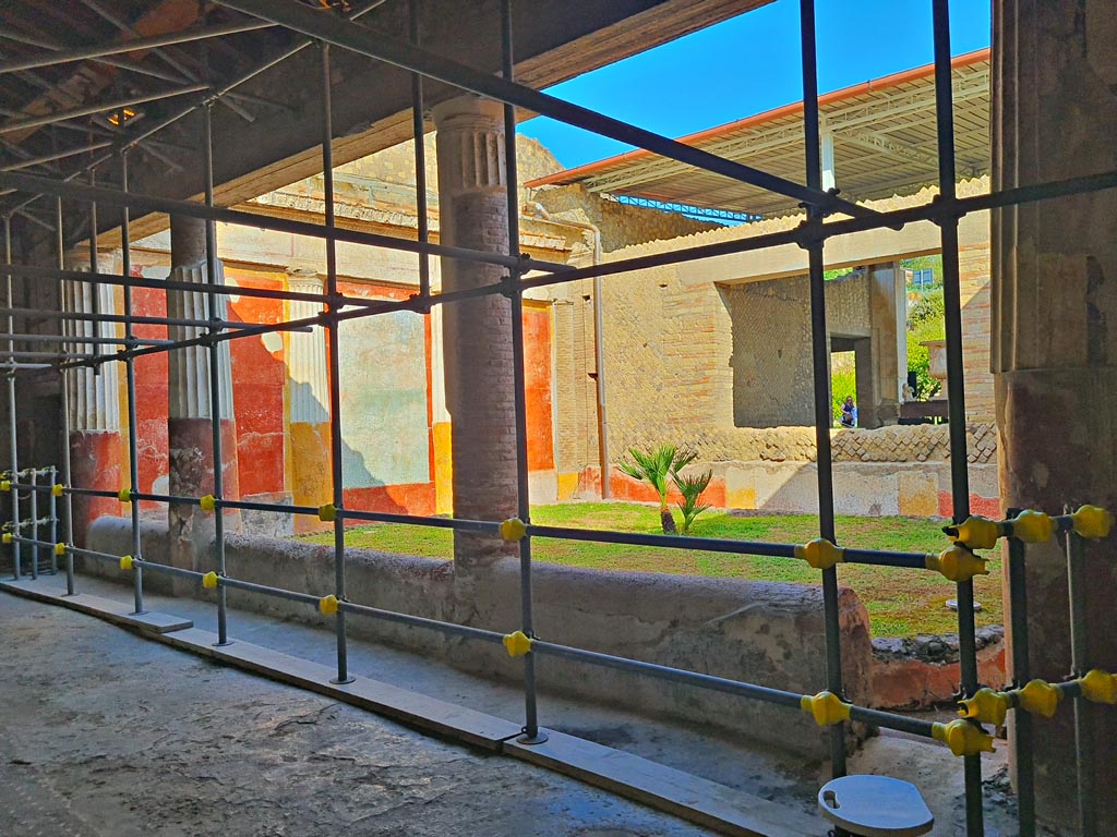 Oplontis Villa of Poppea, October 2023.
Room 4, looking north-west towards courtyard garden, room 20. Photo courtesy of Giuseppe Ciaramella.