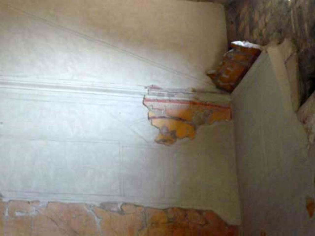 Oplontis, May 2011. Room 8, line of upper ceiling with plaster being re-attached. Photo courtesy of Buzz Ferebee.