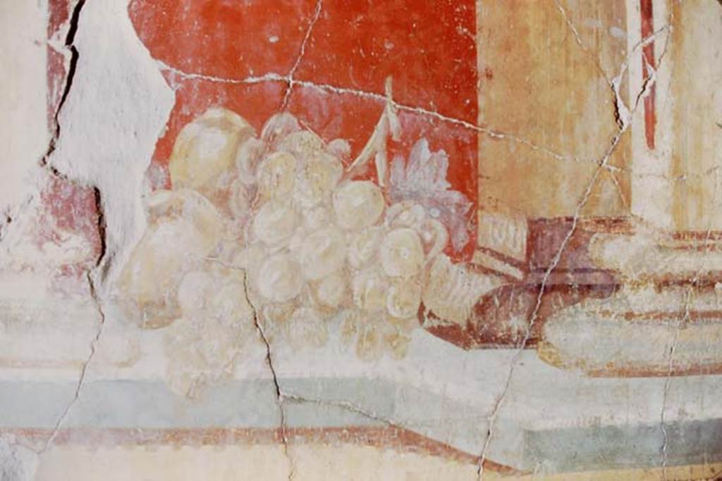 Oplontis, 1975. Room 23, a still-life of a bunch of grapes from the side wall. Photo by Stanley A. Jashemski.
Source: The Wilhelmina and Stanley A. Jashemski archive in the University of Maryland Library, Special Collections (See collection page) and made available under the Creative Commons Attribution-Non Commercial License v.4. See Licence and use details. J75f0248