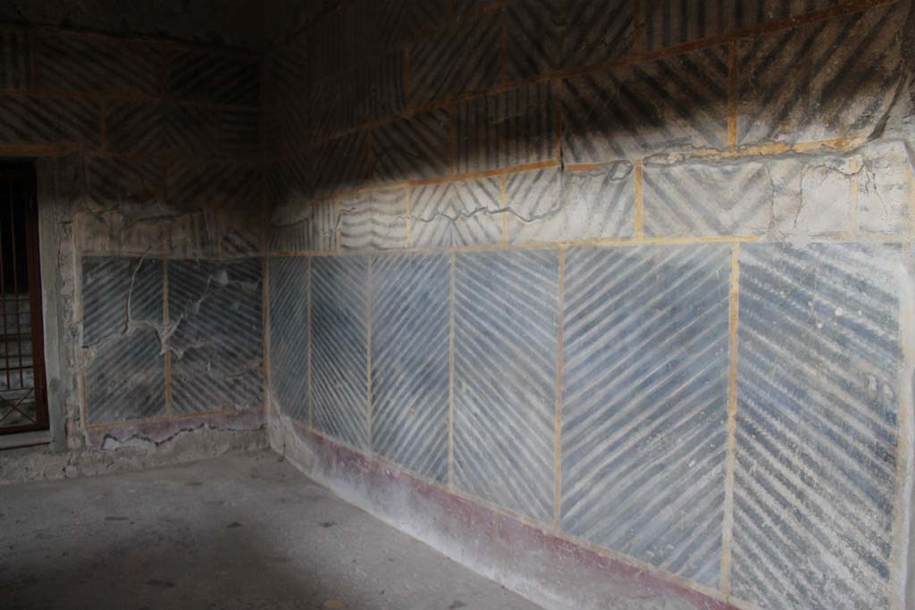 Oplontis Villa of Poppea, March 2014. Room 32, south-east corner, with doorway to stairs, on left.
Foto Annette Haug, ERC Grant 681269 DÉCOR.