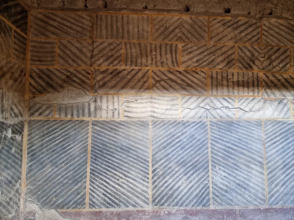 Oplontis Villa of Poppea, January 2023.
Room 32, detail from south wall in south-east corner of internal peristyle. Photo courtesy of Miriam Colomer.