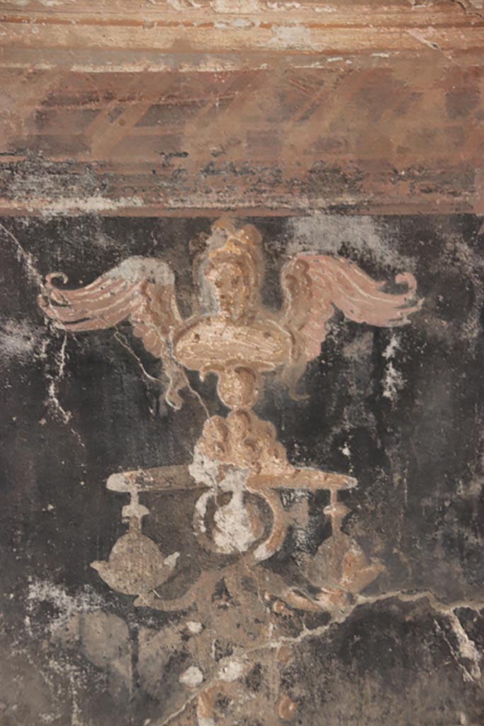 Oplontis Villa of Poppea, May 2024.
Area 40, detail of top of painted golden twisted candelabra from north wall in north-east corner.
Photo courtesy of Klaus Heese.