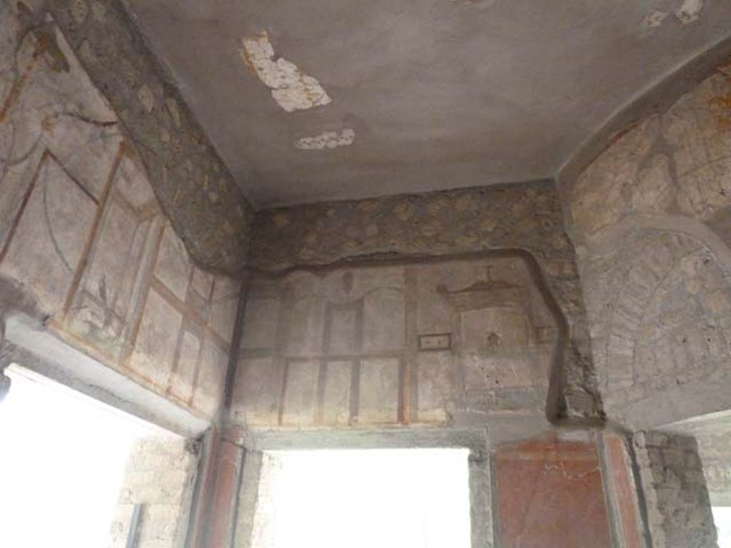 Oplontis, September 2015. Room 66, upper north, east and south walls.