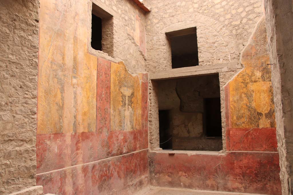 Oplontis Villa of Poppea, October 2020.
Room 68, looking towards south-east corner, and through window into room 65. Photo courtesy of Klaus Heese.