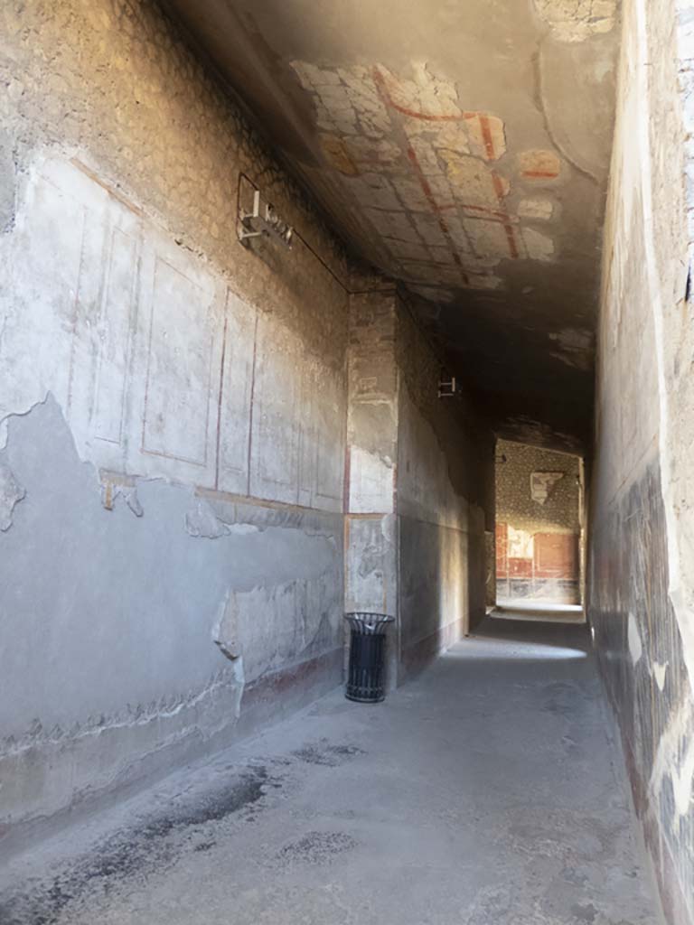 Oplontis Villa of Poppea, September 2017. Corridor 76, looking south.
Foto Annette Haug, ERC Grant 681269 DÉCOR.
