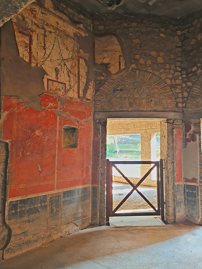 Oplontis Villa of Poppea, October 2023.
Room 79, north wall, with doorway into room 78, in centre. Photo courtesy of Giuseppe Ciaramella.