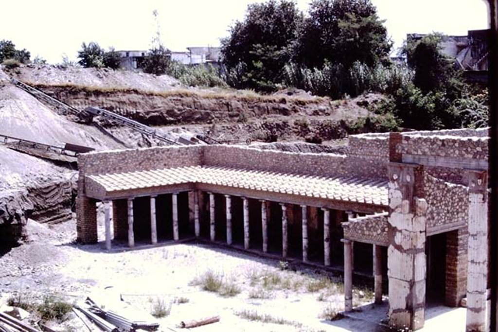 Oplontis.1973. Looking south-east. Photo by Stanley A. Jashemski.
Source: The Wilhelmina and Stanley A. Jashemski archive in the University of Maryland Library, Special Collections (See collection page) and made available under the Creative Commons Attribution-Non Commercial License v.4. See Licence and use details. J73f0357