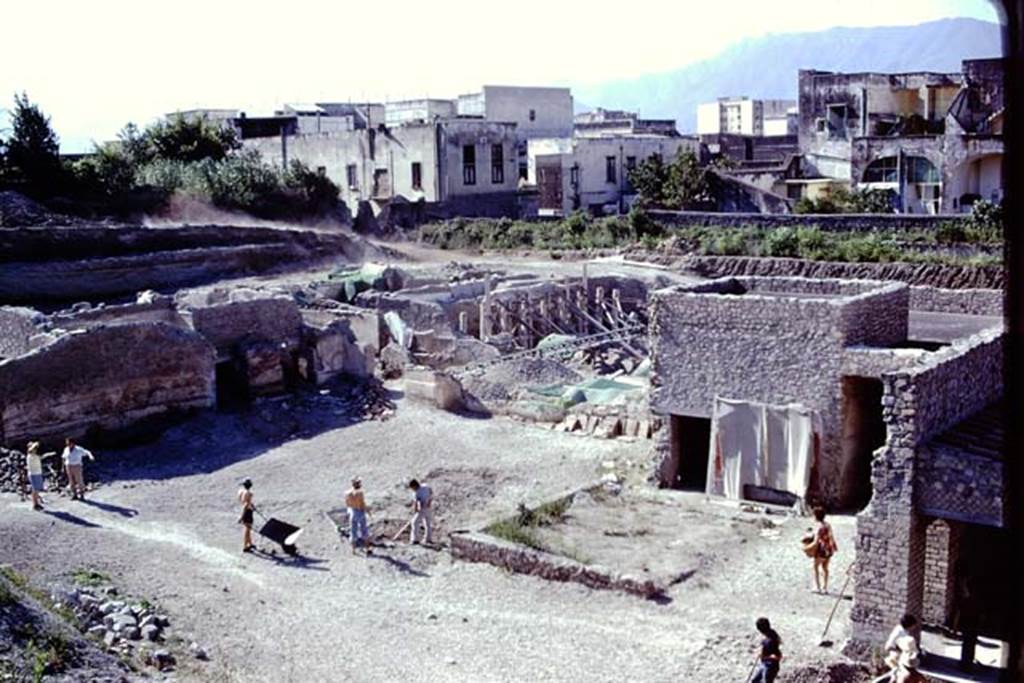 Oplontis Villa of Poppea, 1975 or 1974. Looking south-east across villa, from north garden.
Room 58, and doorway to room 55 can be seen, right of centre. Photo by Stanley A. Jashemski.
Source: The Wilhelmina and Stanley A. Jashemski archive in the University of Maryland Library, Special Collections (See collection page) and made available under the Creative Commons Attribution-Non Commercial License v.4. See Licence and use details. J74f0898