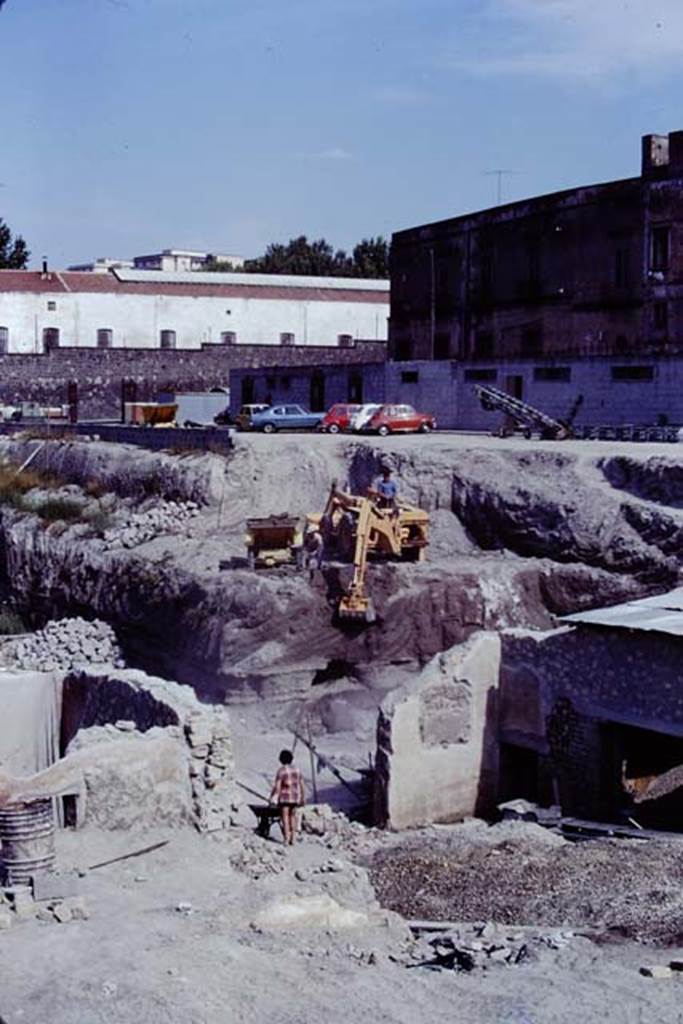 Oplontis Villa of Poppea, 1975. Looking north-west from room 69. Photo by Stanley A. Jashemski.
Source: The Wilhelmina and Stanley A. Jashemski archive in the University of Maryland Library, Special Collections (See collection page) and made available under the Creative Commons Attribution-Non Commercial License v.4. See Licence and use details. J75f0017