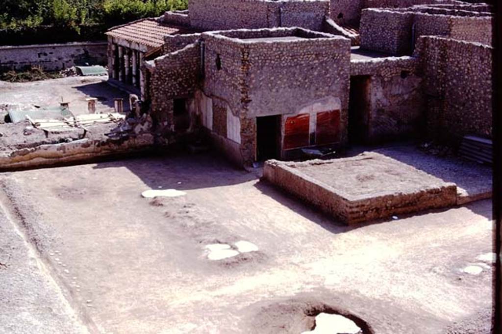 Oplontis, 1975. Looking south-west towards the painted plaster on exterior of wall of room 55, and painted wall of south-west corner of north garden. Photo by Stanley A. Jashemski.
Source: The Wilhelmina and Stanley A. Jashemski archive in the University of Maryland Library, Special Collections (See collection page) and made available under the Creative Commons Attribution-Non Commercial License v.4. See Licence and use details. J75f0533