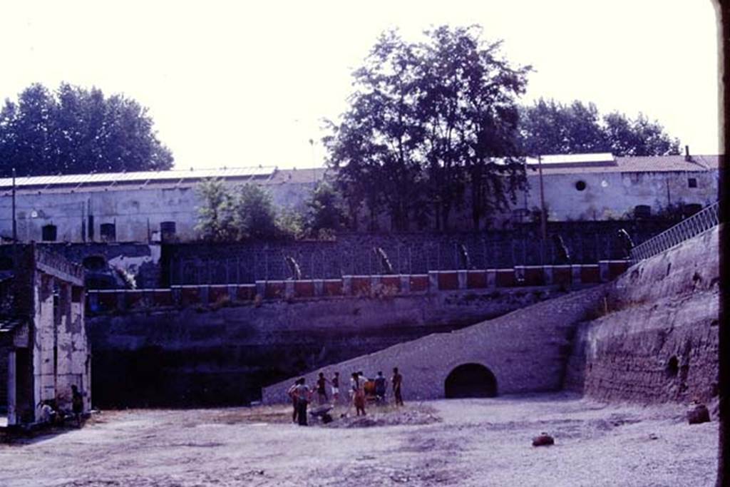 Oplontis, 1977. Looking towards west end of north garden. Photo by Stanley A. Jashemski.
Source: The Wilhelmina and Stanley A. Jashemski archive in the University of Maryland Library, Special Collections (See collection page) and made available under the Creative Commons Attribution-Non Commercial License v.4. See Licence and use details. J77f0157
