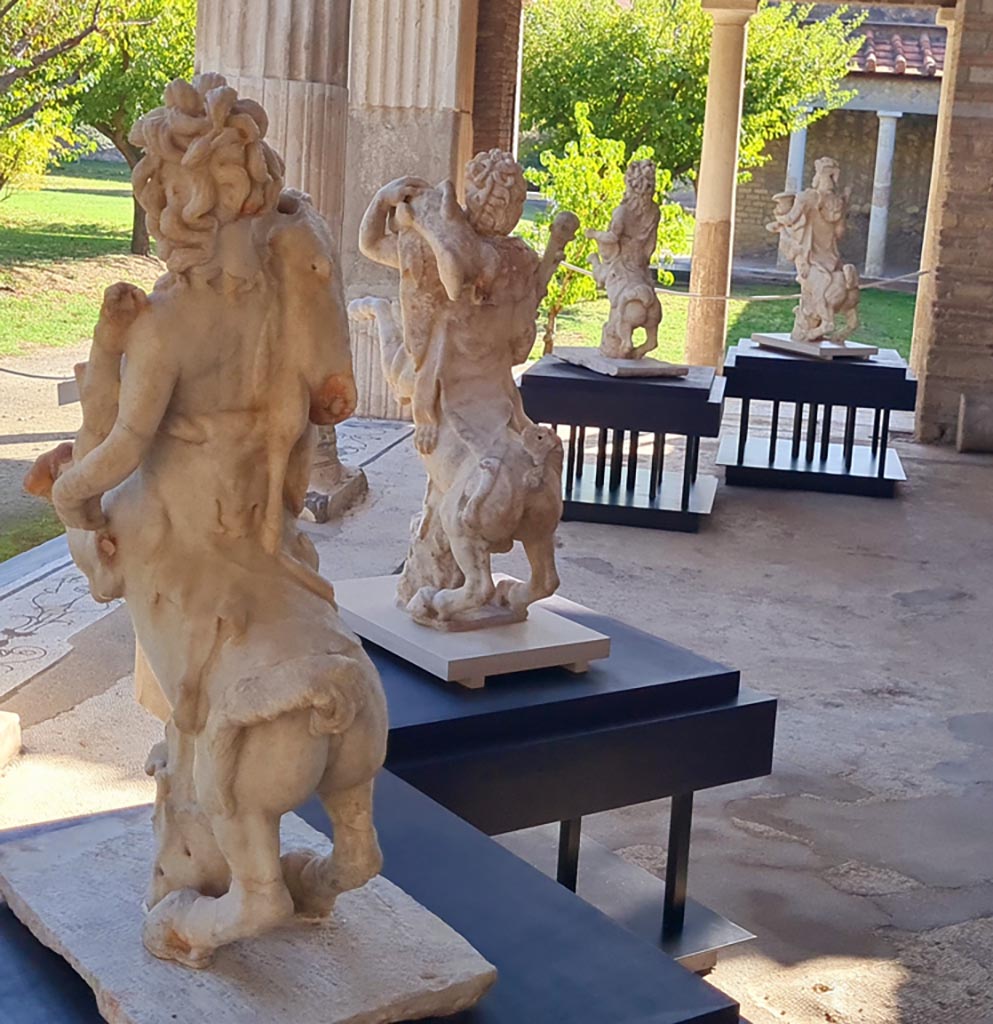Oplontis Villa of Poppea, October 2023.
Room 21, looking east towards Portico 33, with rear view of four statues of the Centaurs on display. Photo courtesy of Giuseppe Ciaramella.