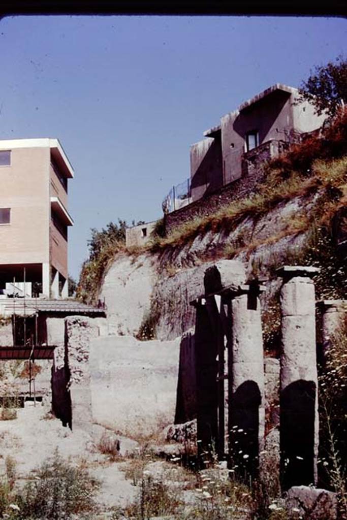 Oplontis, Villa of Lucius Crassius Tertius. 1978. Looking west along area 20, past area 19 to room 22.
Photo by Stanley A. Jashemski.
Source: The Wilhelmina and Stanley A. Jashemski archive in the University of Maryland Library, Special Collections (See collection page) and made available under the Creative Commons Attribution-Non Commercial License v.4. See Licence and use details.
J78f0613
