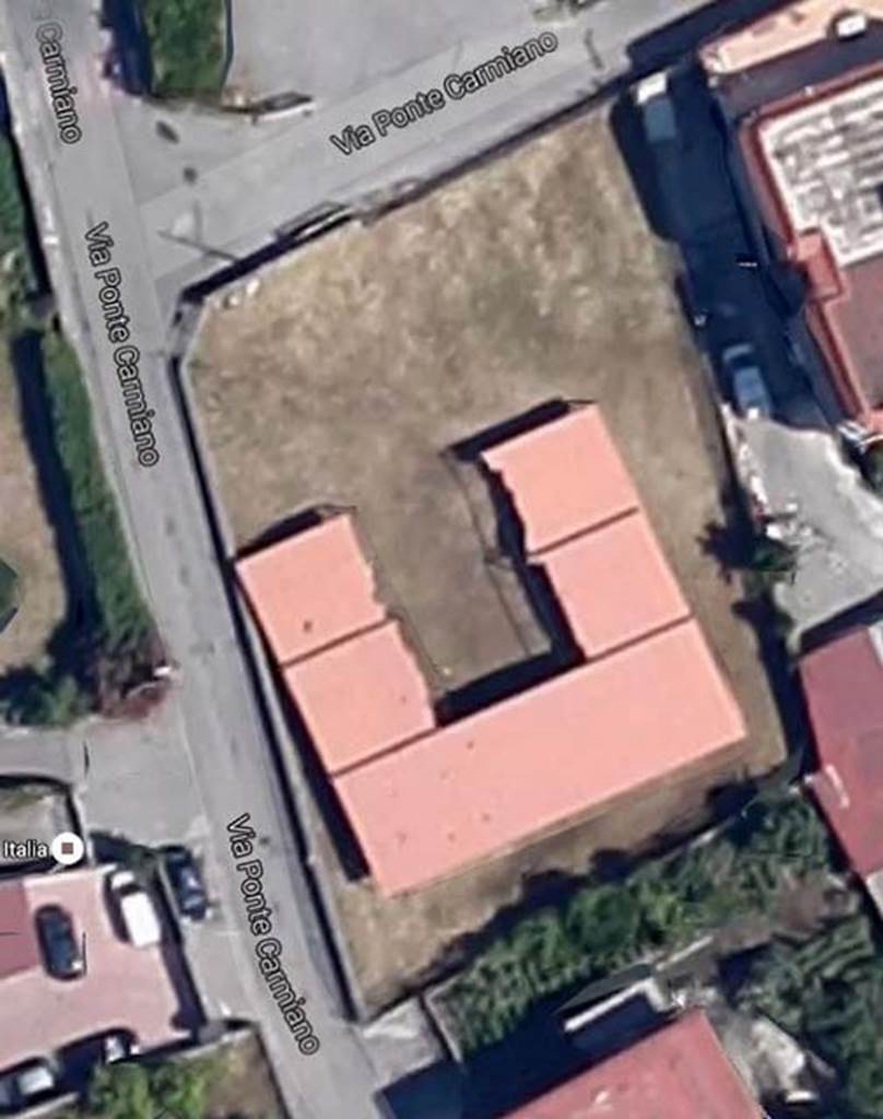 Gragnano, Villa rustica in Località Carmiano, Villa A. 2016.
Aerial view showing location of villa (re-buried and not visitable).
Photo courtesy of Google Street View.
See Villa Carmiano on Google Street View