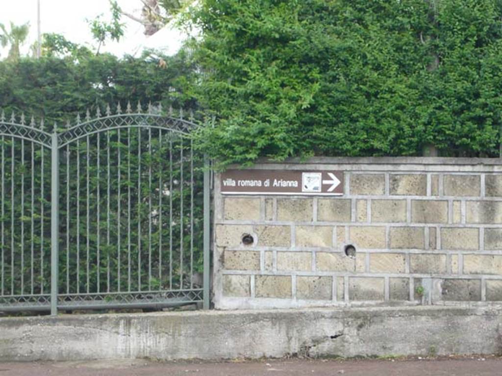 Stabiae, Villa Arianna, May 2010. Directions from roadway.  Photo courtesy of Buzz Ferebee.