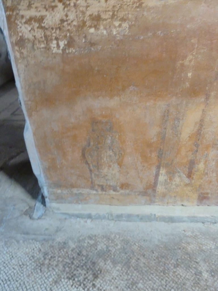 Stabiae, Villa Arianna, September 2015.
Room 10, painted panel at north end of east wall near doorway to room 5.