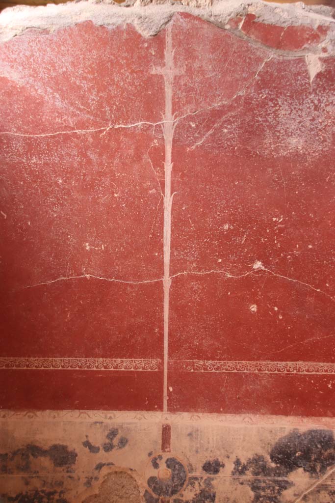 Stabiae, Villa Arianna, October 2020.
W30, detail of painted candelabra on west wall in south-west corner. Photo courtesy of Klaus Heese.