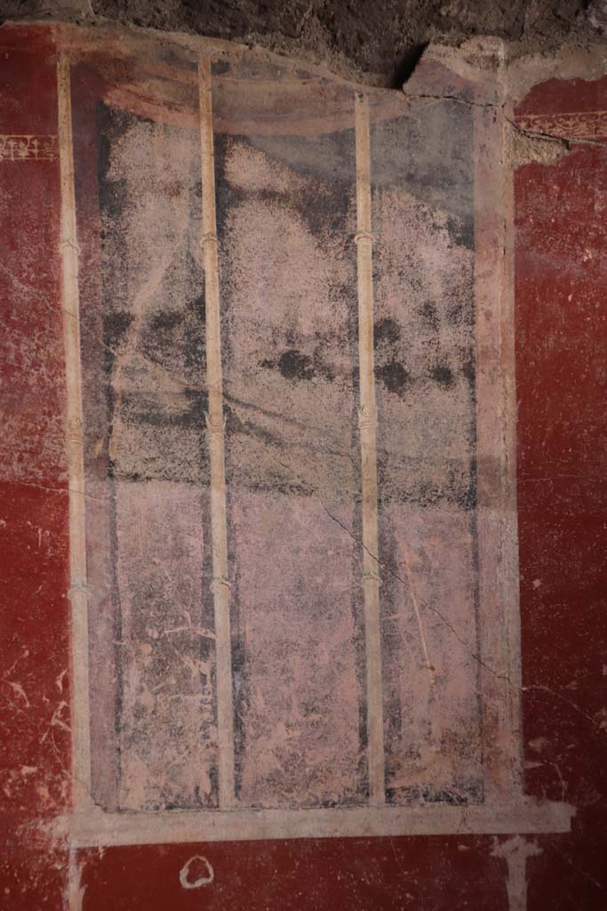 Stabiae, Villa Arianna, October 2020. W30, detail of painted decoration on south wall in south-west corner. Photo courtesy of Klaus Heese.