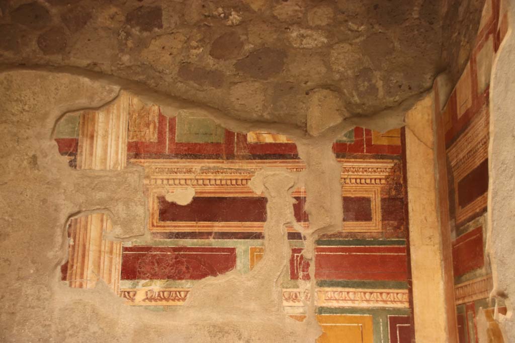 Stabiae, Villa Arianna, October 2020. Room 44, looking towards detail from upper walls. Photo courtesy of Klaus Heese.