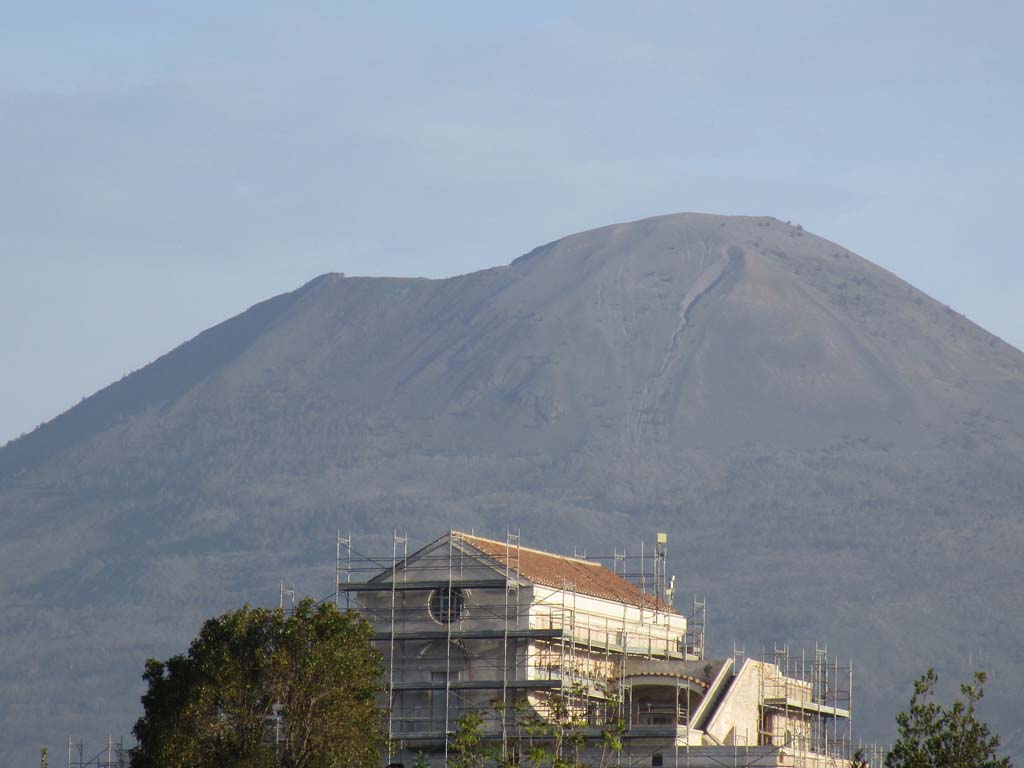 Pompeii. April 2019. Looking north towards Casina dell’Aquila, and Vesuvius.
Photo courtesy of Rick Bauer.