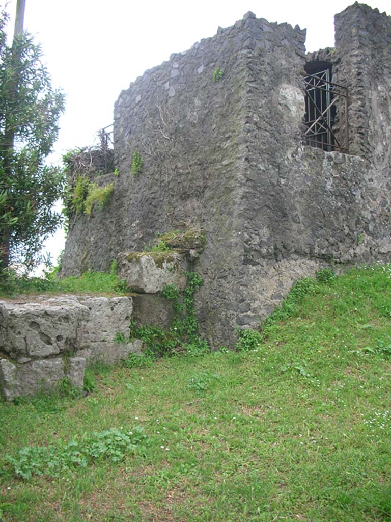 Tower VI, Pompeii. May 2010. North side, built into the City Walls. Photo courtesy of Ivo van der Graaff.

