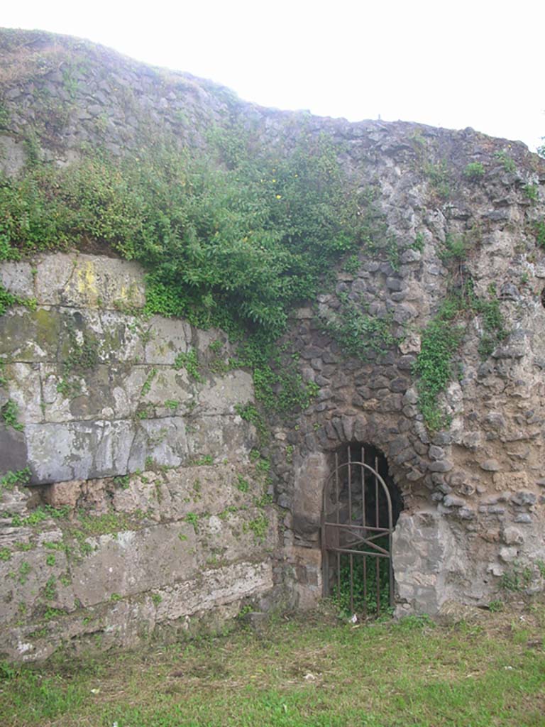 Tower VII, Pompeii. May 2010.
Junction of City Walls with east side of Tower VII. Photo courtesy of Ivo van der Graaff.