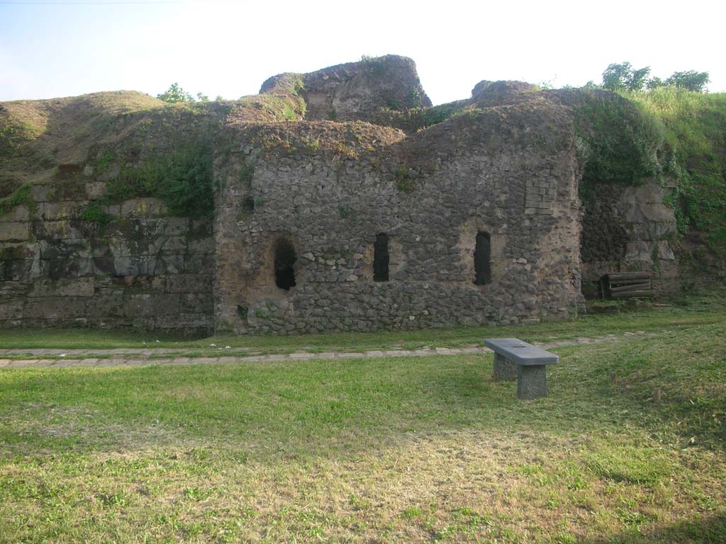 Walls on north-east side of Pompeii. May 2010.
Tower 7, looking south towards City Walls and Tower VII. Photo courtesy of Ivo van der Graaff.