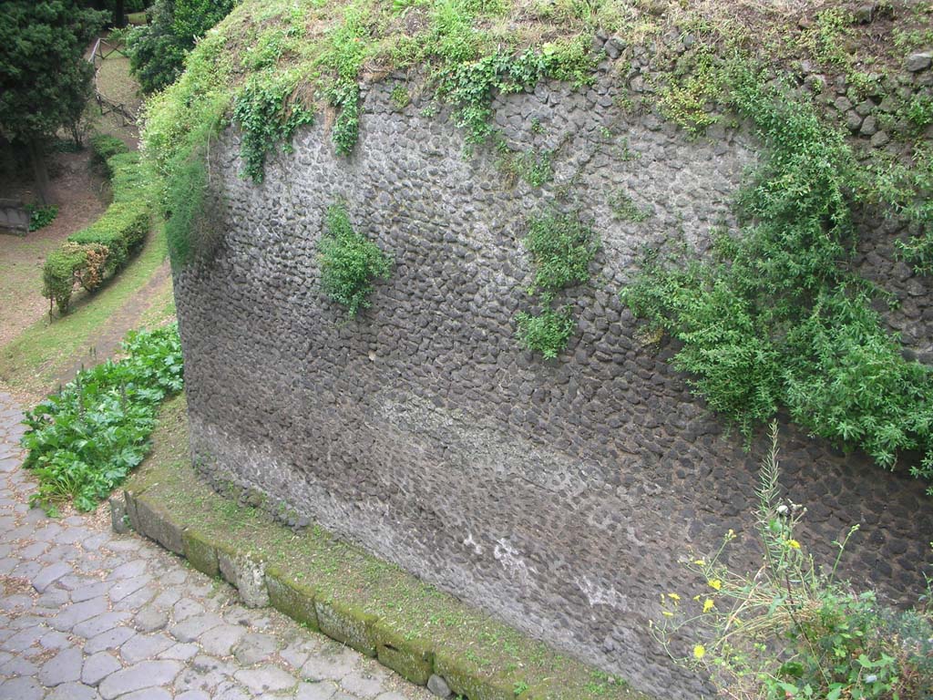 Walls on east side of Pompeii. May 2010.
Looking south towards east end of wall leading into Nola Gate. Photo courtesy of Ivo van der Graaff.