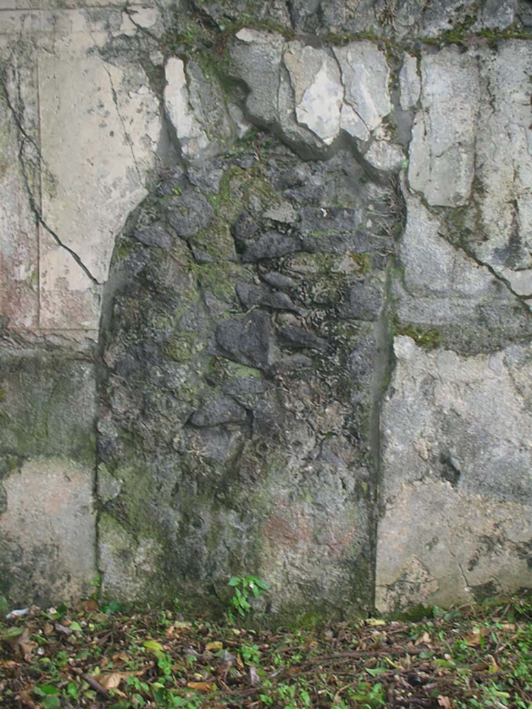 Tower VIII, Pompeii. May 2010.
Detail of walled up postern gate on south side. Photo courtesy of Ivo van der Graaff.